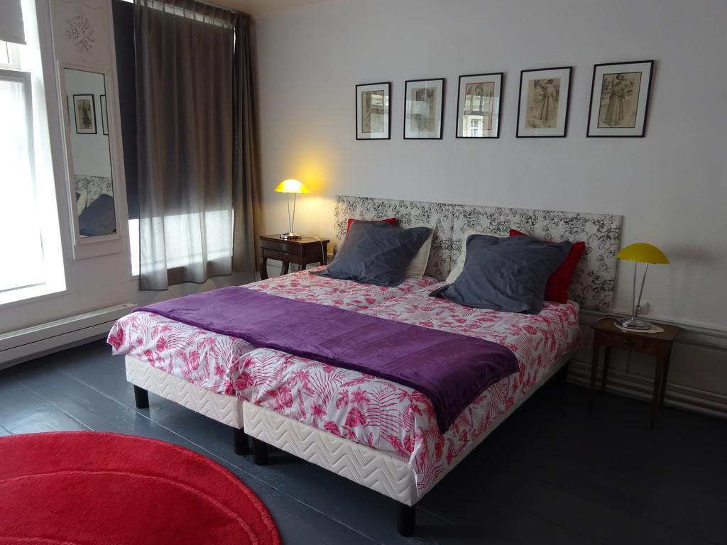 Chambres D'Hotes Les Capucins Bergues Exterior photo